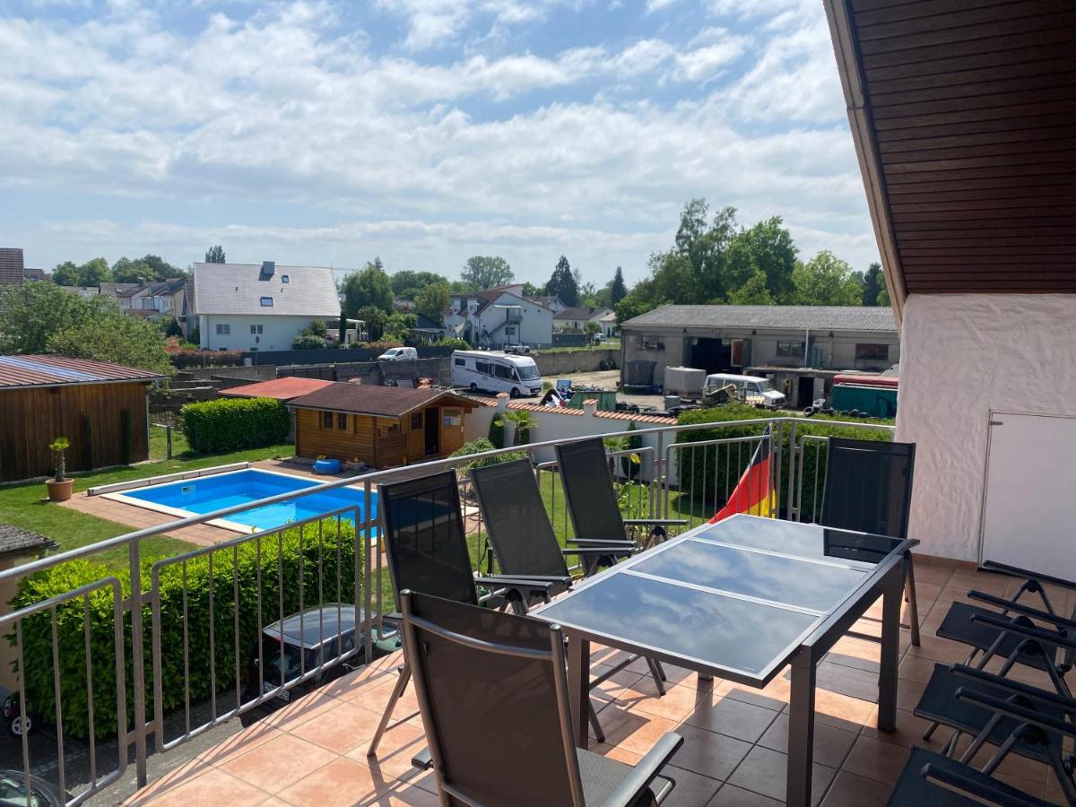 Ferienwohnungen Zur Elz - Traumhafte 160 Qm Wohnung Mit Pool Und Garten Naehe Des Europaparks Каппель-Ґрафенгаузен Екстер'єр фото